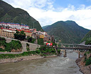 雅江城市风景